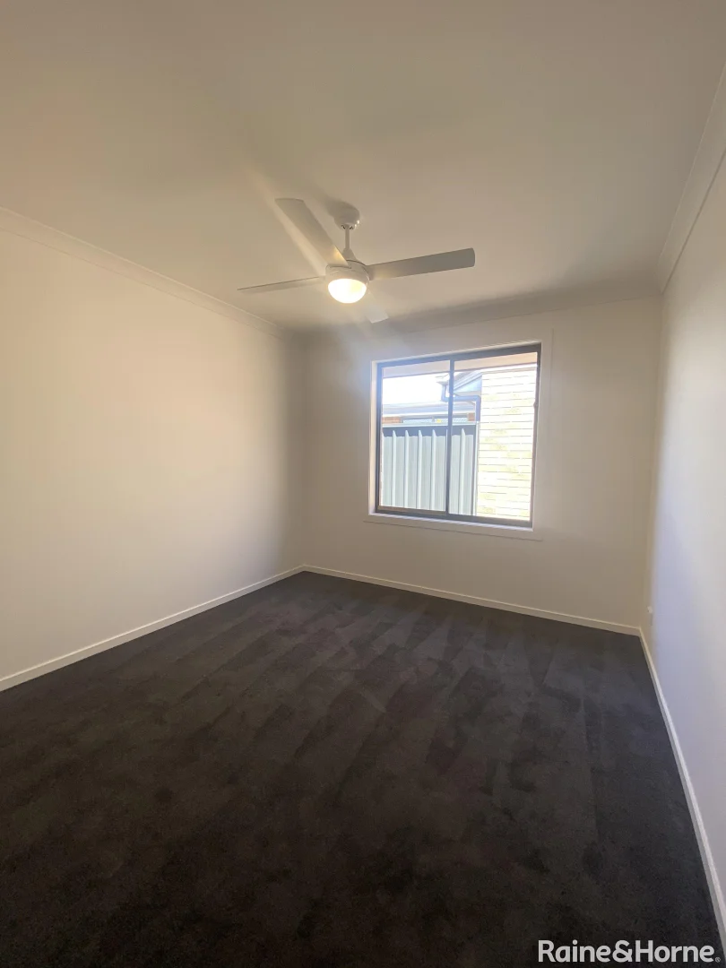 Additional image 8 of 46 West Parkway, Andrews Farm SA 5114