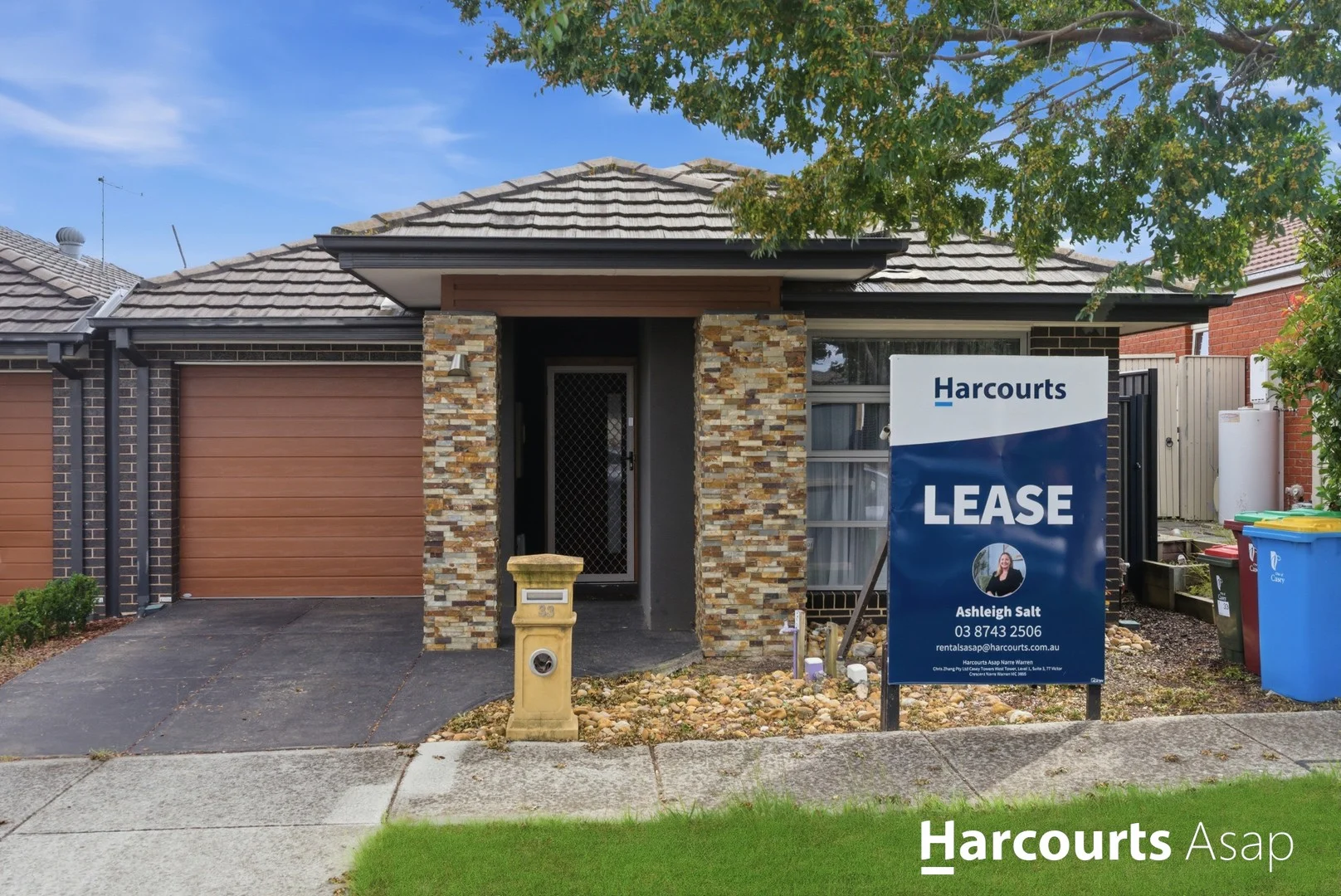 33 Ventasso Street, Clyde North VIC 3978