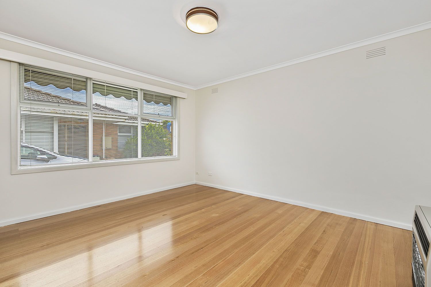 1/58 Hobart Road, Murrumbeena VIC 3163, Image 2