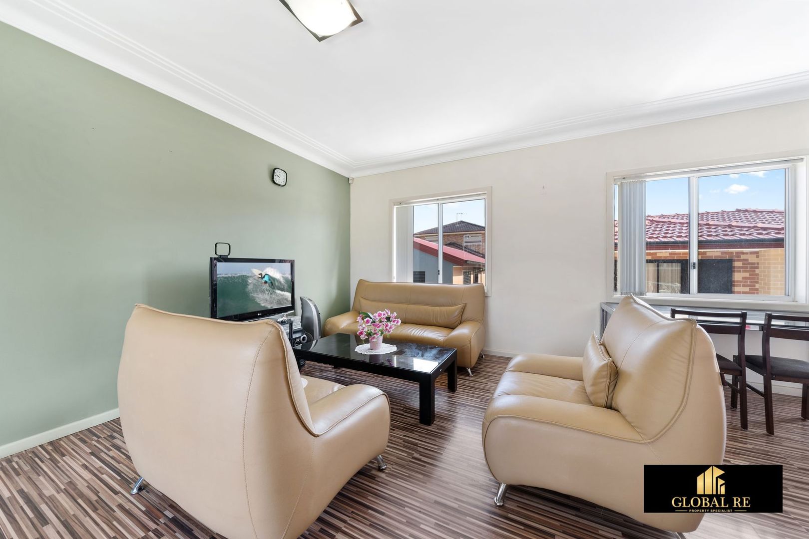 16 Sutherland Street, Canley Heights NSW 2166, Image 2