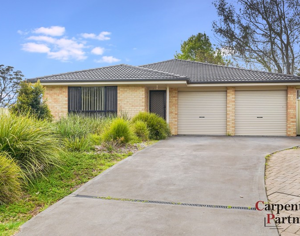 18 Wren Place, Thirlmere NSW 2572