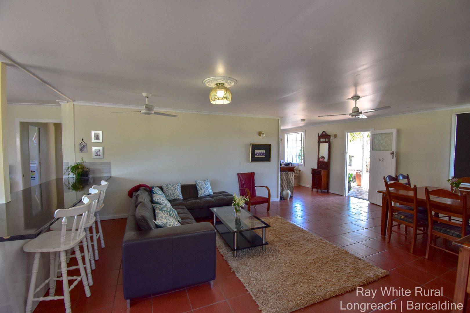 62 Galah Street, Longreach QLD 4730, Image 2