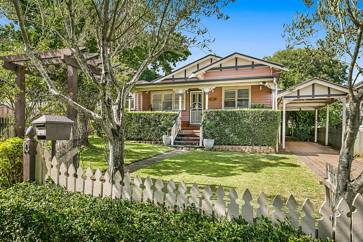 4 bedrooms House in 10 Dunmore Street EAST TOOWOOMBA QLD, 4350