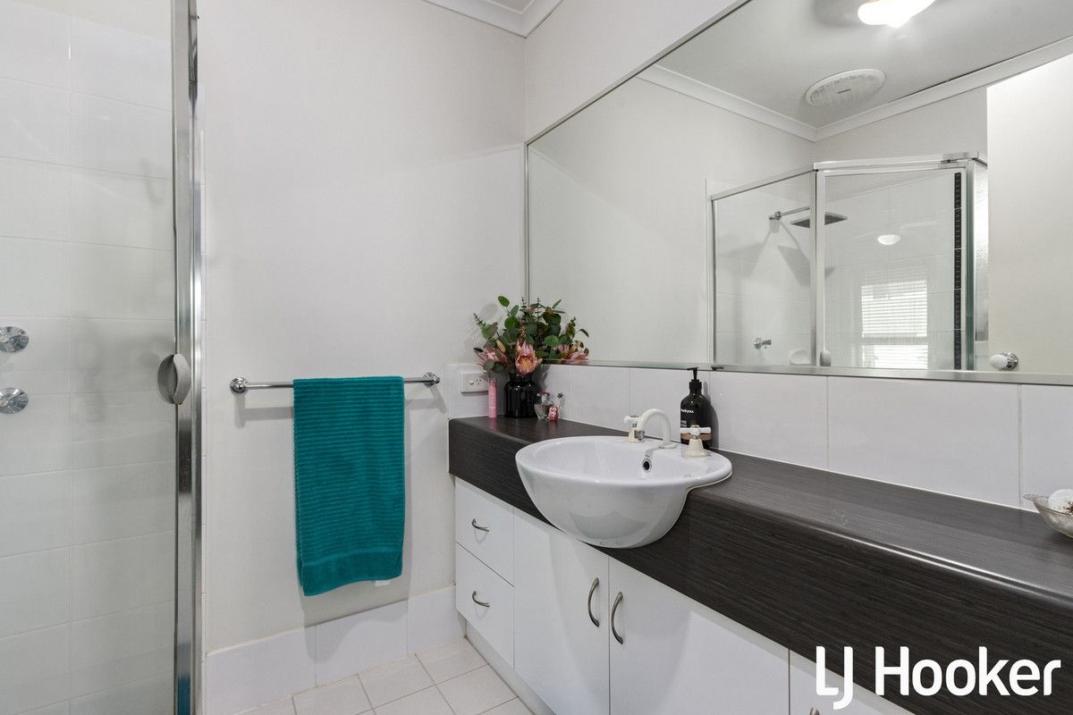 9 Riesling Crescent, Andrews Farm SA 5114, Image 2