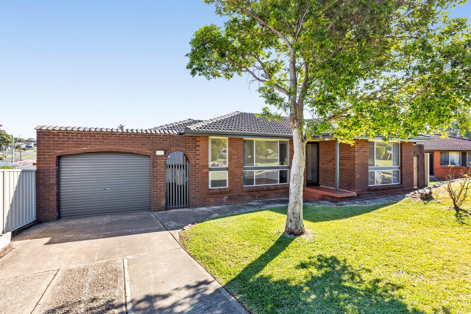 14 Brisbane Place, Barrack Heights NSW 2528, Image 0