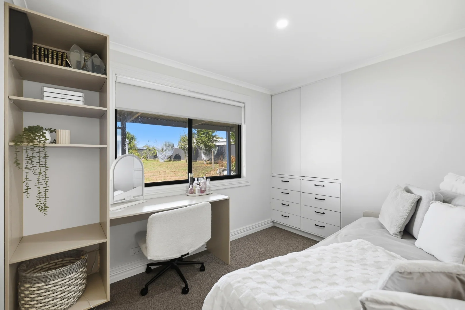 Additional image 20 of 3 Whelans Place, Romsey VIC 3434