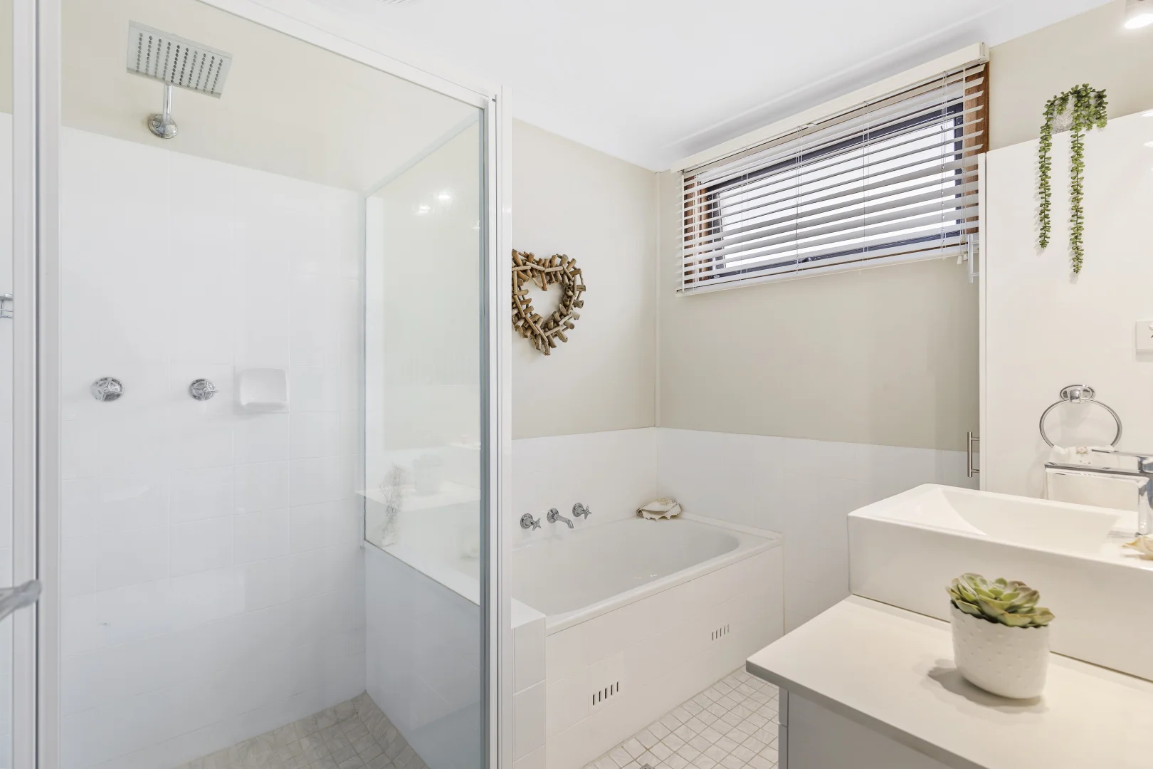 Additional image 11 of 54 Tallwood Avenue, Mollymook Beach NSW 2539