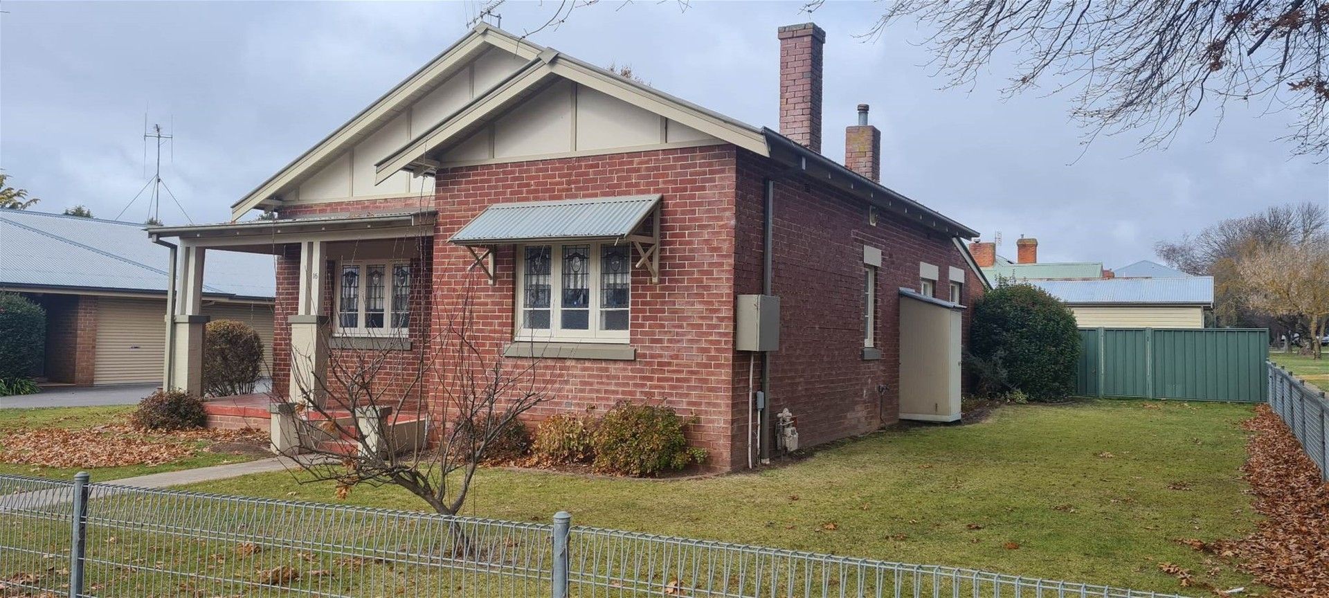 16 Charles Street, Blayney NSW 2799 House For Rent 400 Domain