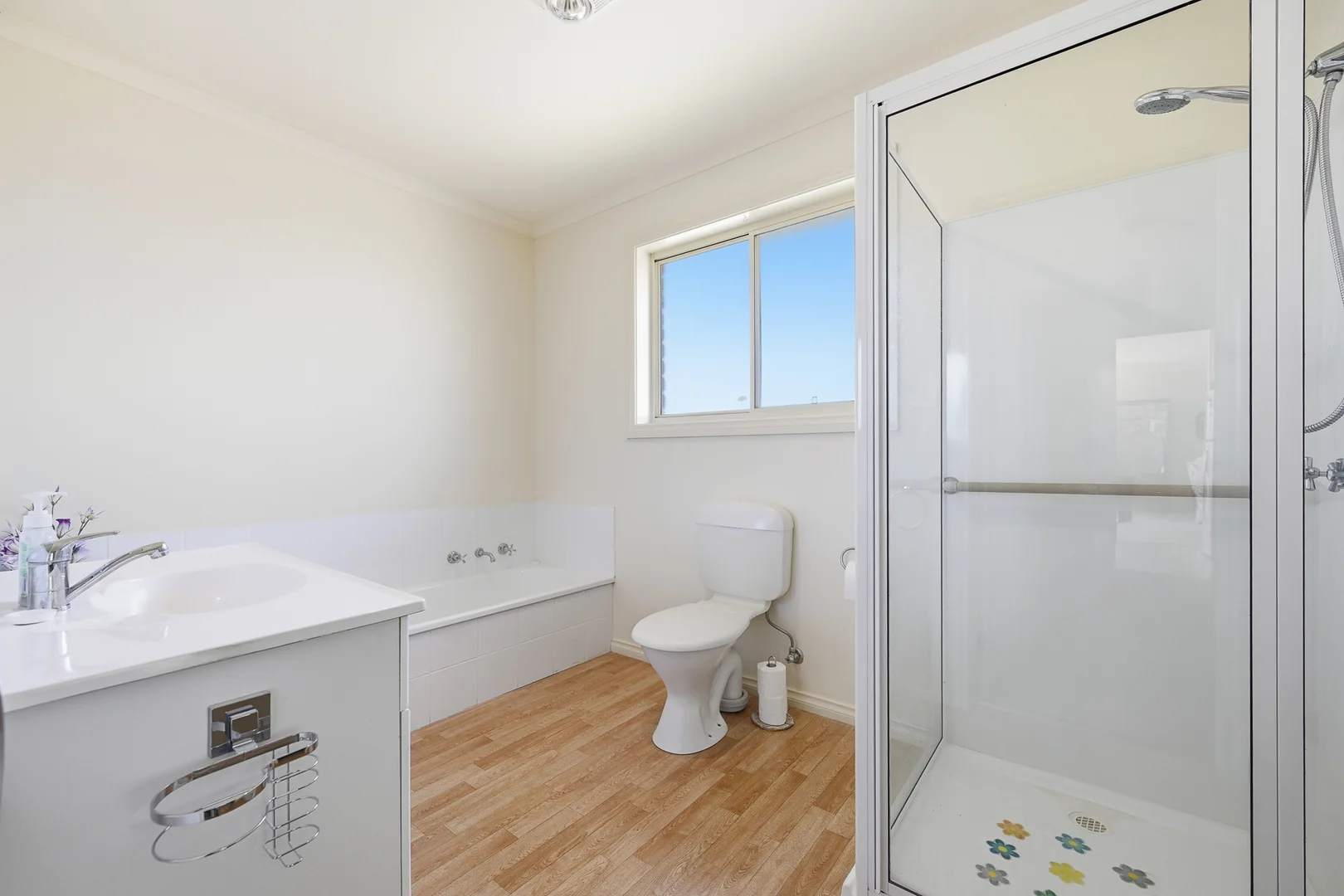 Additional image 10 of 1/24 Powlett Street, Inverloch VIC 3996