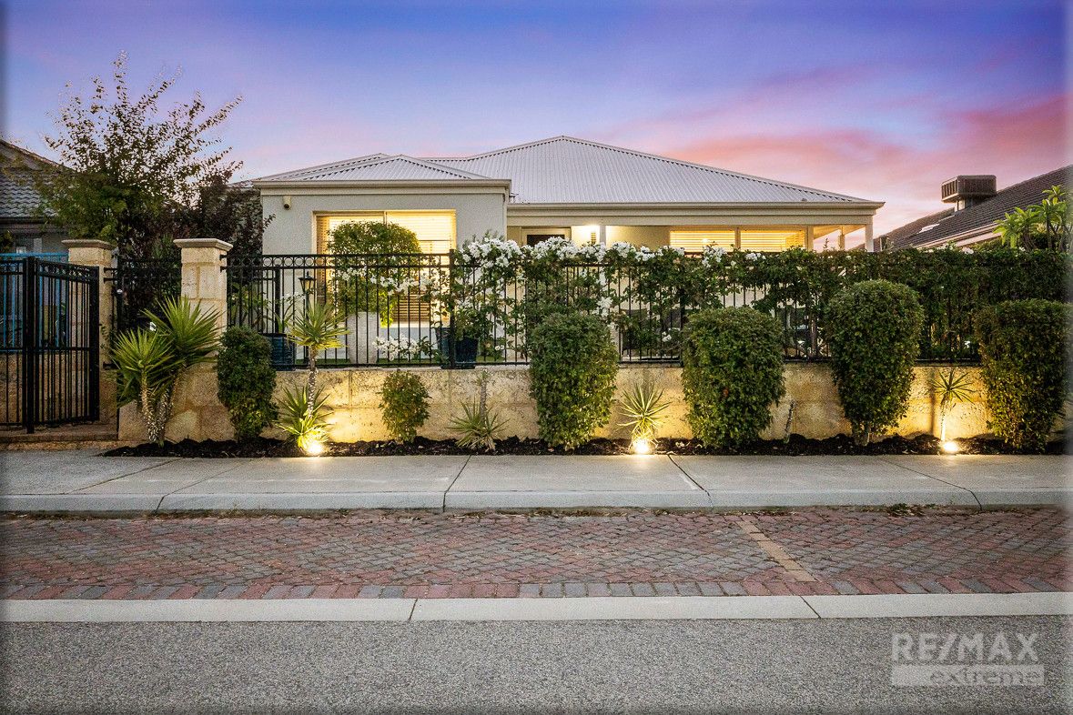 3 bedrooms House in 5 Oban Way BUTLER WA, 6036