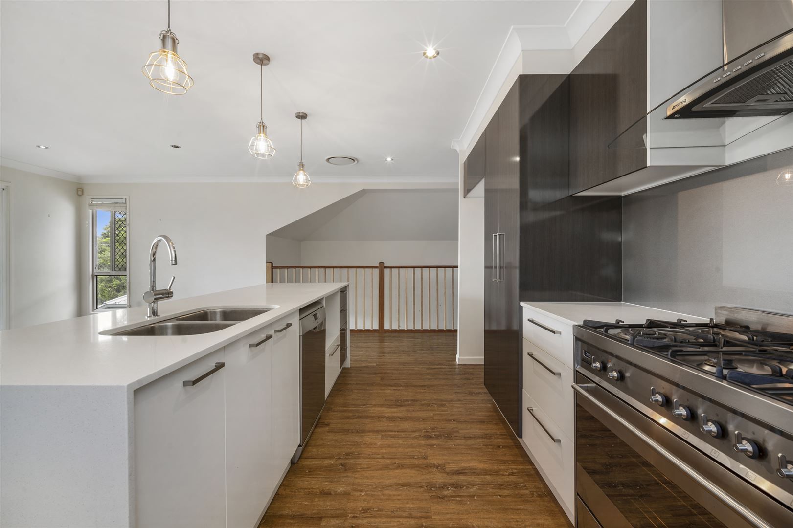 32 Molloy Road, Cannon Hill QLD 4170 - House For Rent | Domain