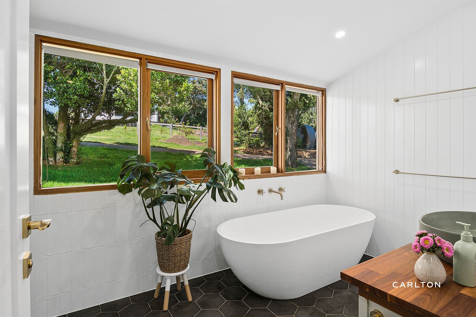 2 Vly Vw Pl, Robertson NSW 2577 House For Rent Domain