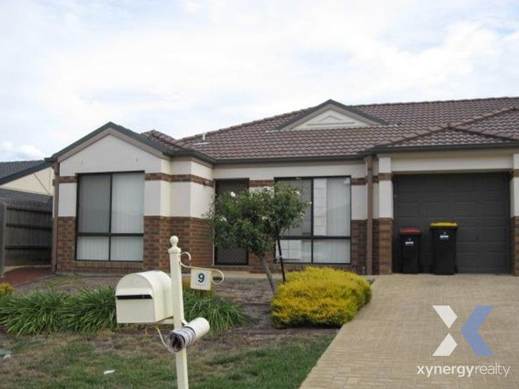 3 bedrooms House in 9 Mathisen Terrace HILLSIDE VIC, 3037
