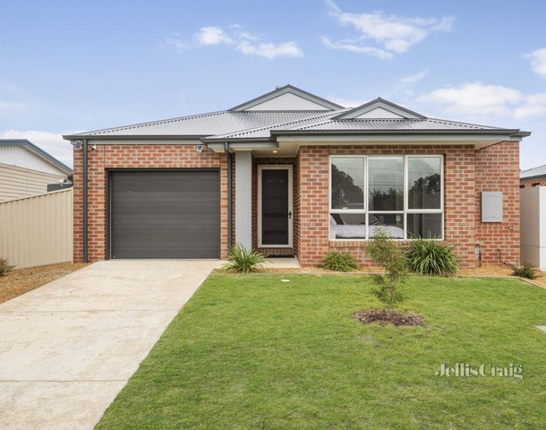 1/916 Geelong Road, Canadian VIC 3350