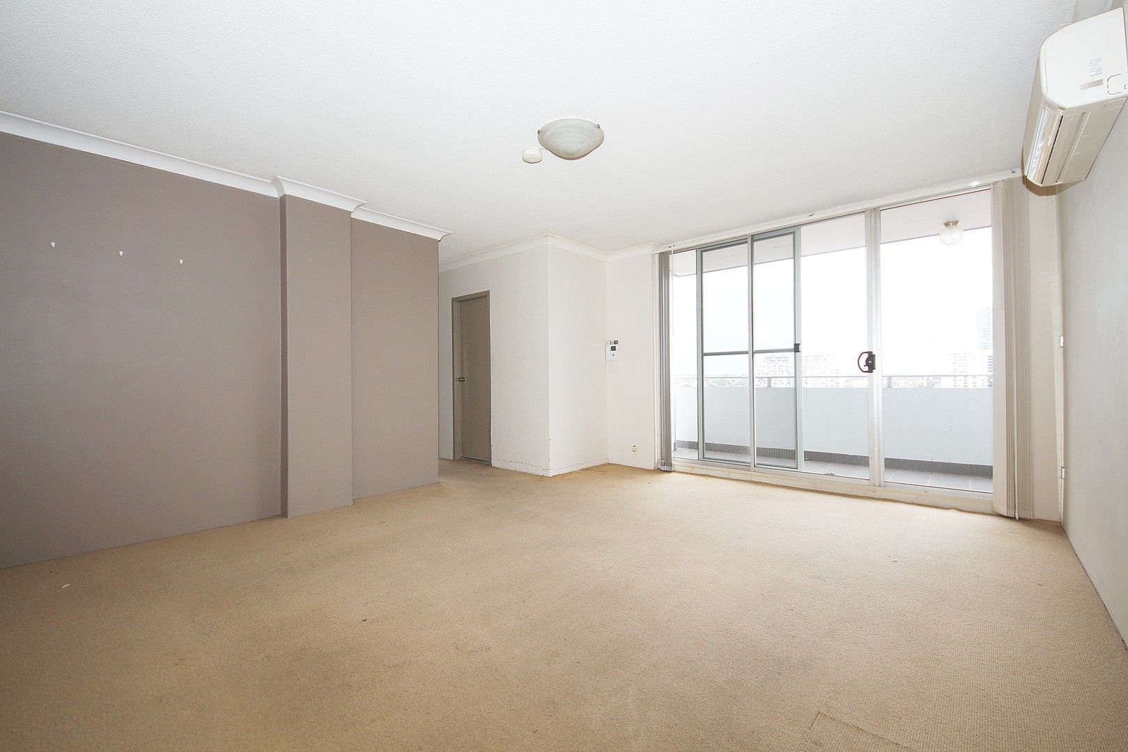2 bedrooms Apartment / Unit / Flat in 30/30 Alice Street HARRIS PARK NSW, 2150