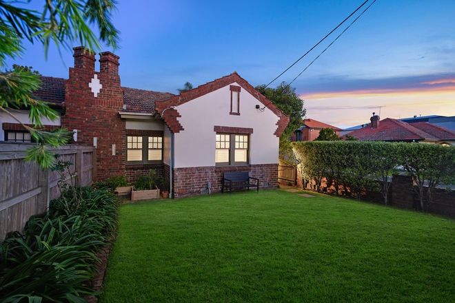Picture of 493 Hawthorn Road, CAULFIELD SOUTH VIC 3162