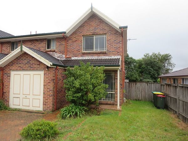 3 bedrooms Semi-Detached in 12 Wildflower Place DURAL NSW, 2158