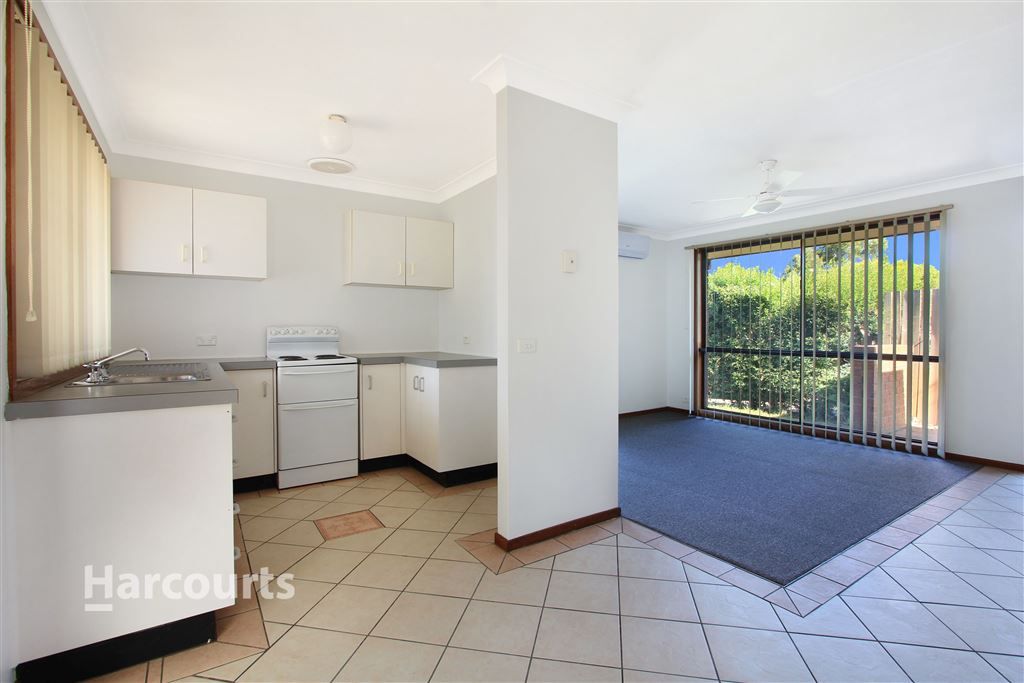 22 Mayfield Circuit, Albion Park NSW 2527, Image 2
