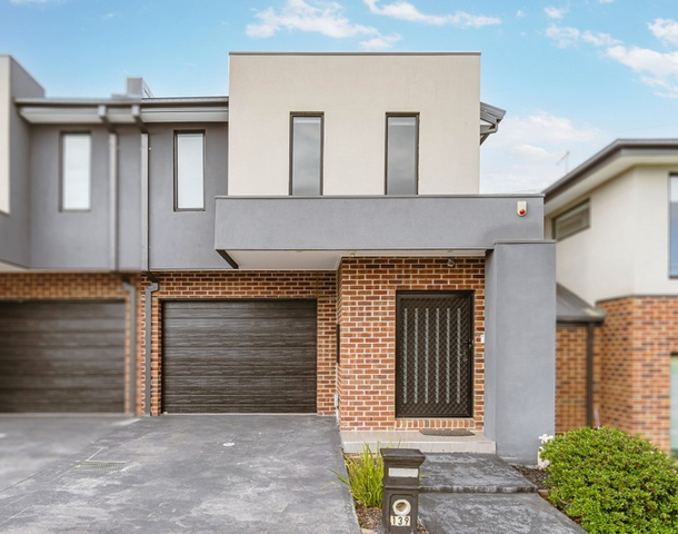 139 Arena Avenue, Roxburgh Park VIC 3064