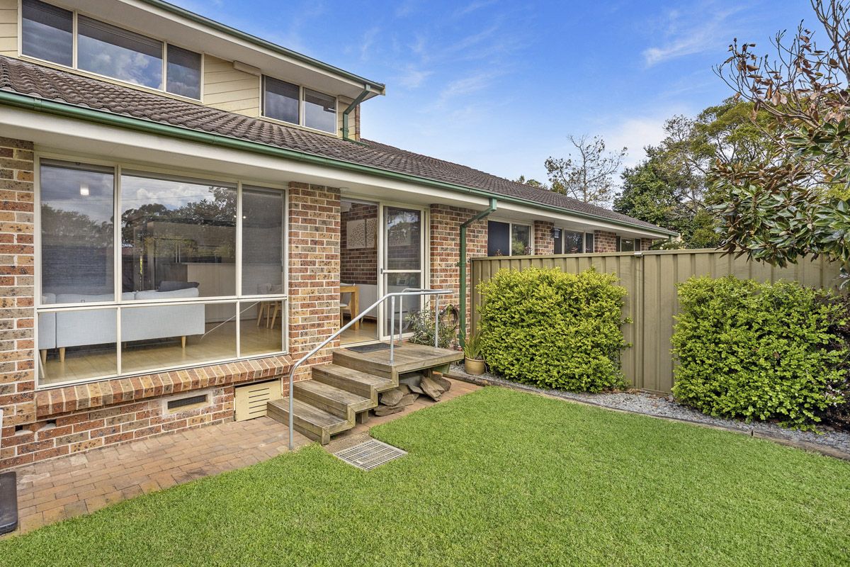 2/110-112 Wilson Parade, Heathcote NSW 2233, Image 2