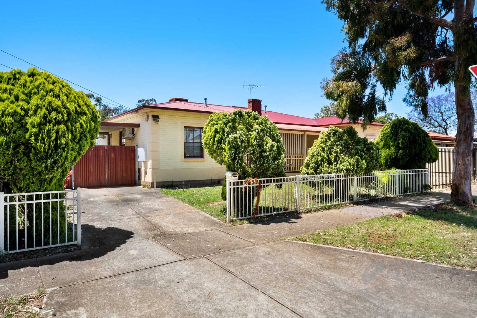 3 bedrooms House in 27 hume Street SALISBURY NORTH SA, 5108