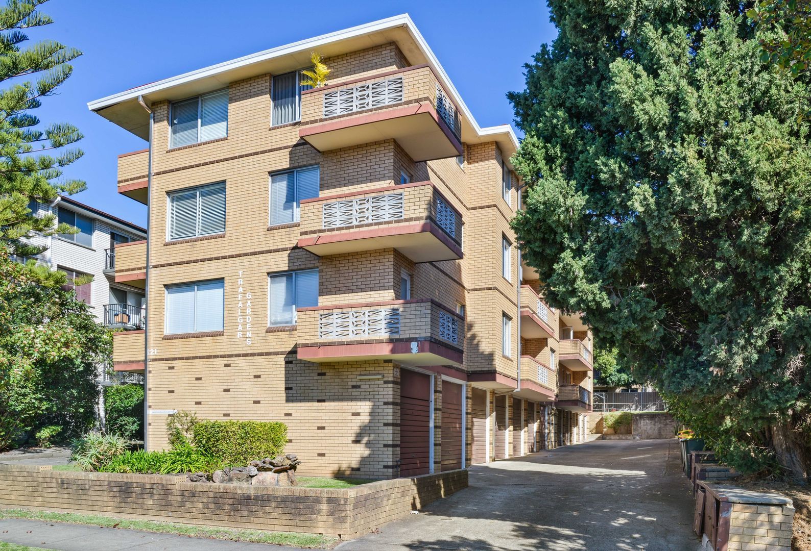 2 bedrooms Apartment / Unit / Flat in 11/21 Nelson Street PENSHURST NSW, 2222