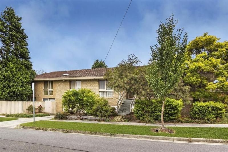 32 Worthing Avenue, Doncaster East Property History & Address