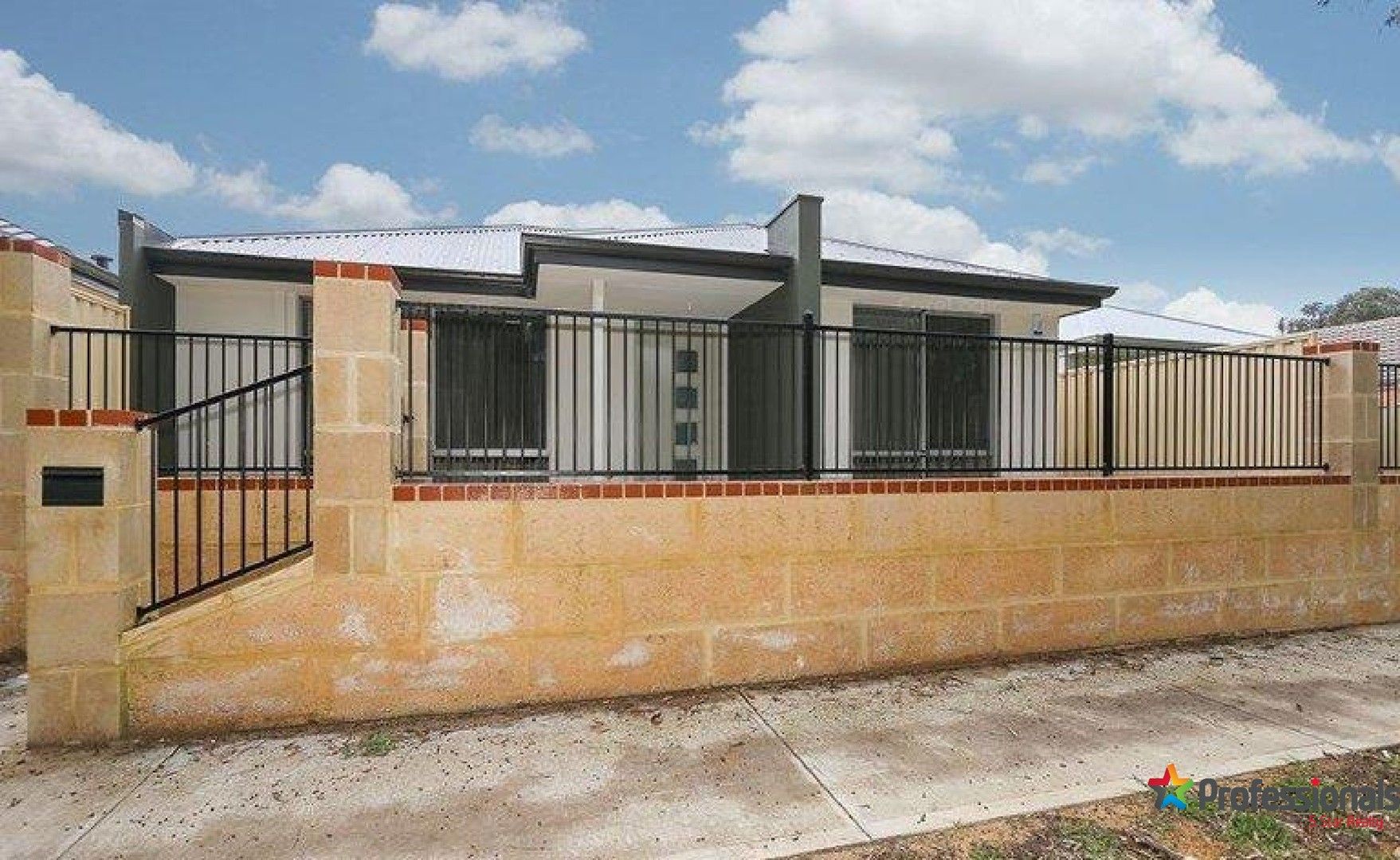 3 bedrooms House in 12 DOBSON EDEN HILL WA, 6054