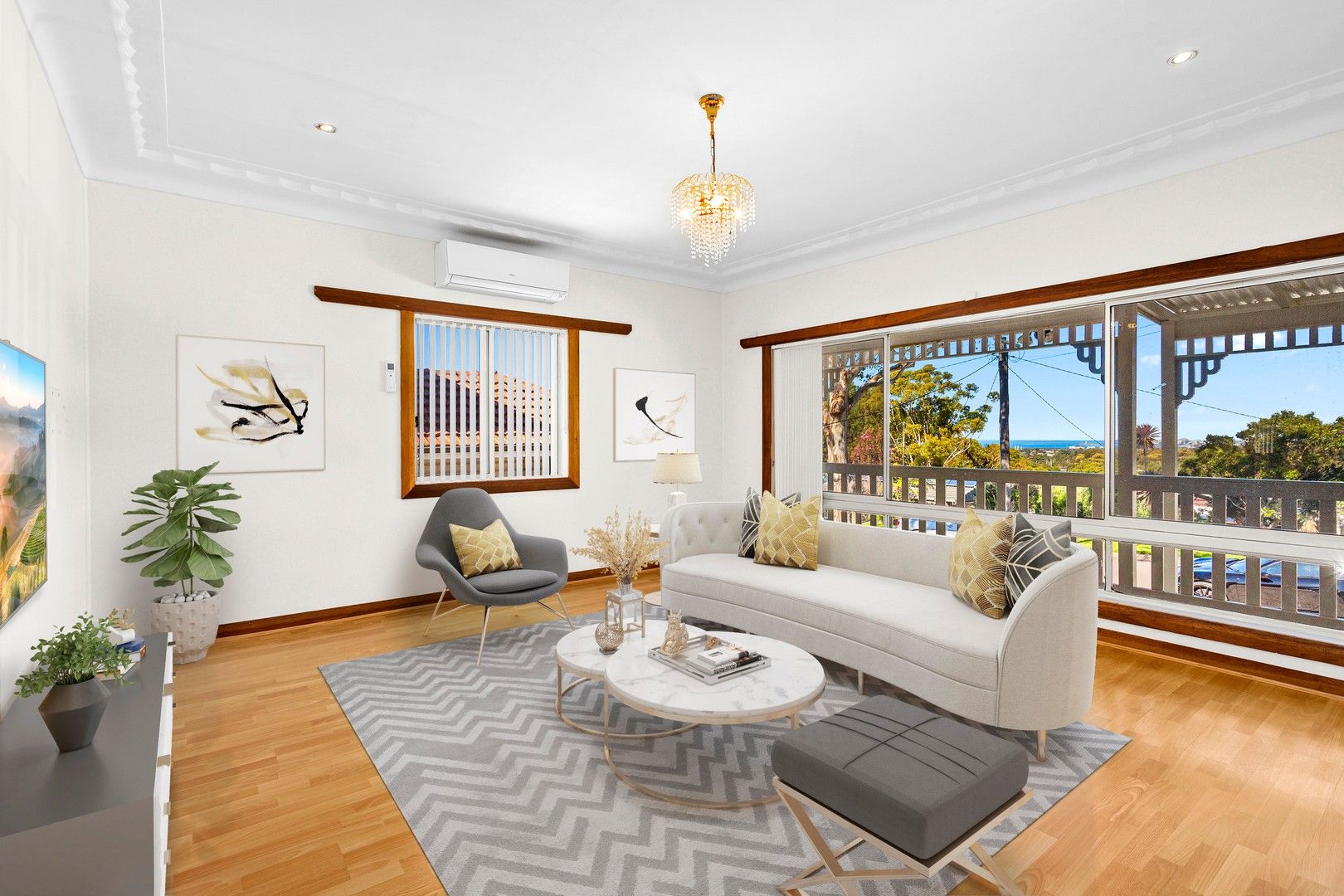 4 bedrooms House in 82 Gahans Avenue WOONONA NSW, 2517