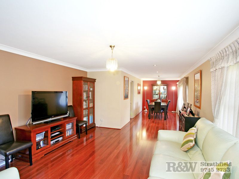 2/27 CHURCHILL AVENUE, STRATHFIELD NSW 2135, Image 2