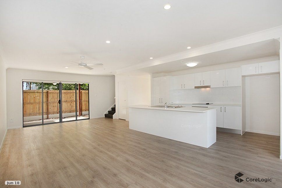 3 bedrooms Apartment / Unit / Flat in 1/10-12 Mill Lane NAMBOUR QLD, 4560