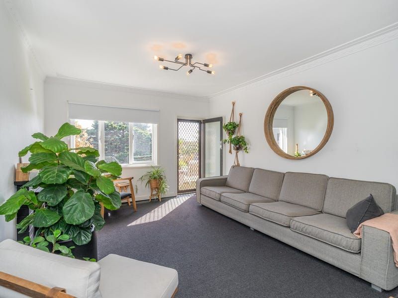 3 bedrooms House in 52 High Street SORRENTO WA, 6020
