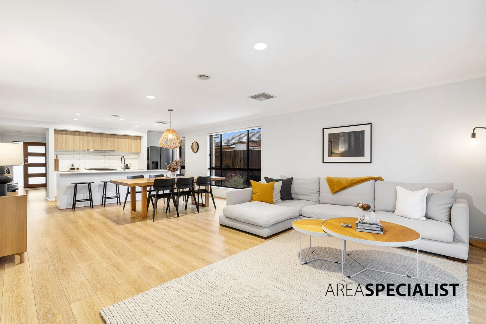 Additional image 9 of 10 Thoroughbred Drive, Clyde North VIC 3978