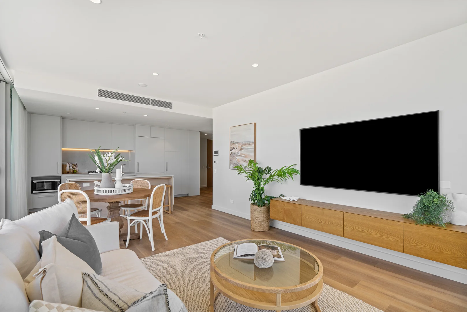 Additional image 10 of 607/4 Miles Street, Kirra QLD 4225