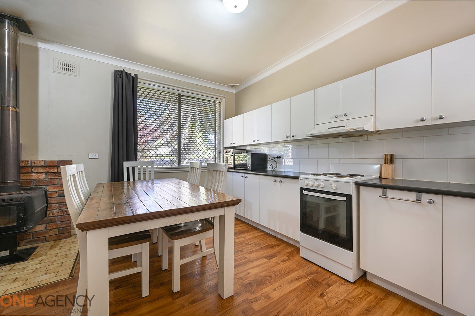 71 Matthews Avenue, Orange NSW 2800, Image 2