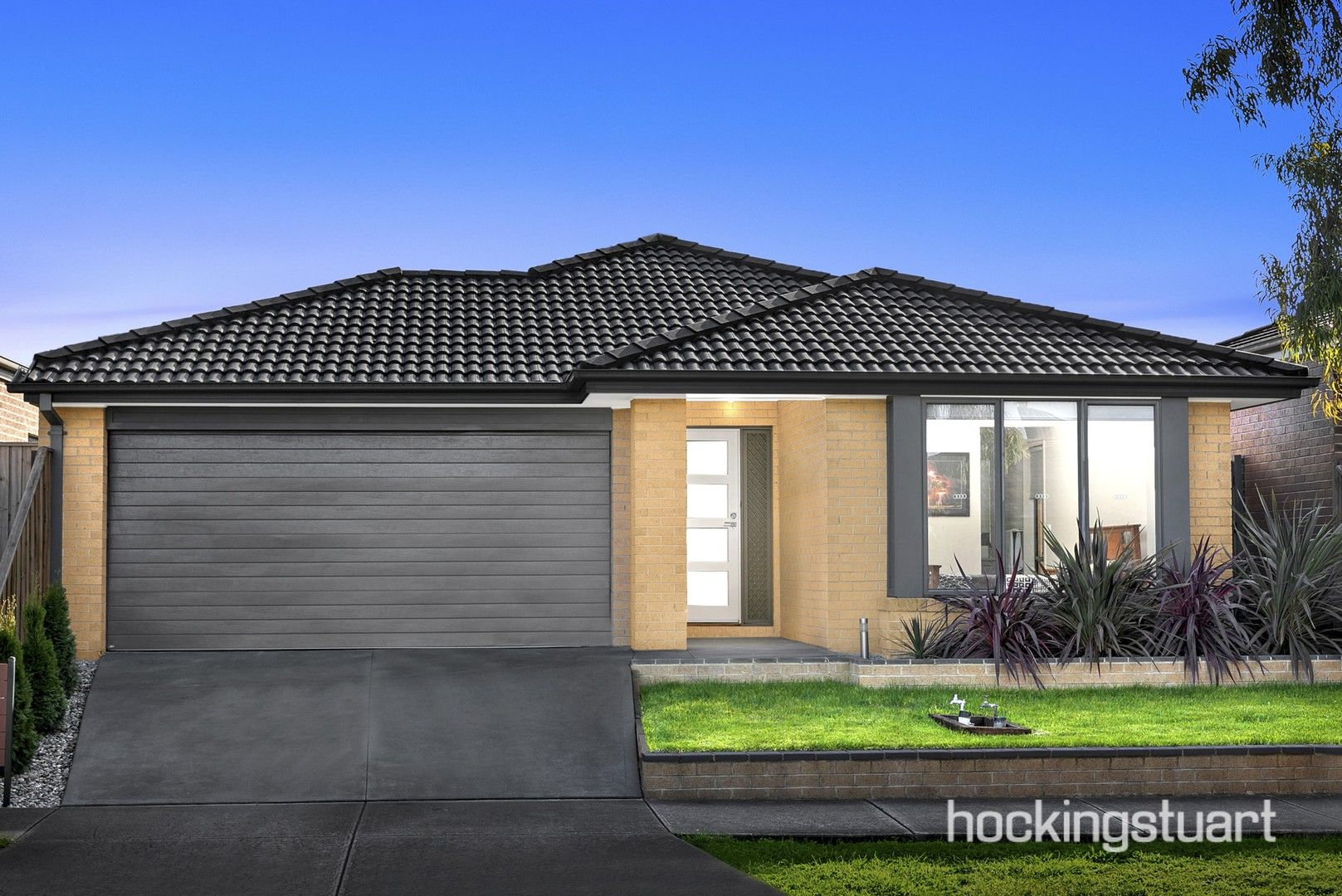 3 bedrooms House in 23 Beresford Road WOLLERT VIC, 3750