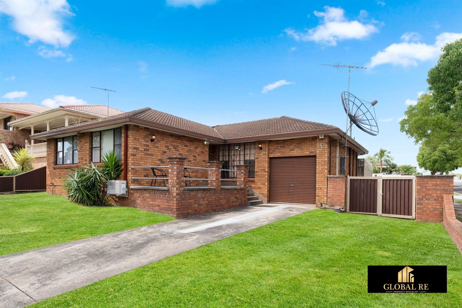 2 Furci Avenue, Edensor Park NSW 2176, Image 0