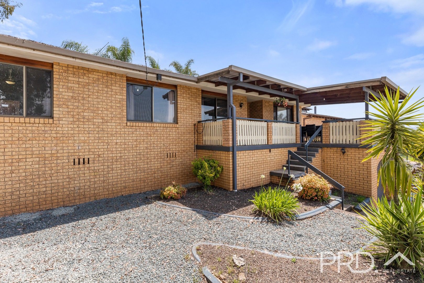 4 bedrooms House in 5 Snubba Crescent TUMUT NSW, 2720