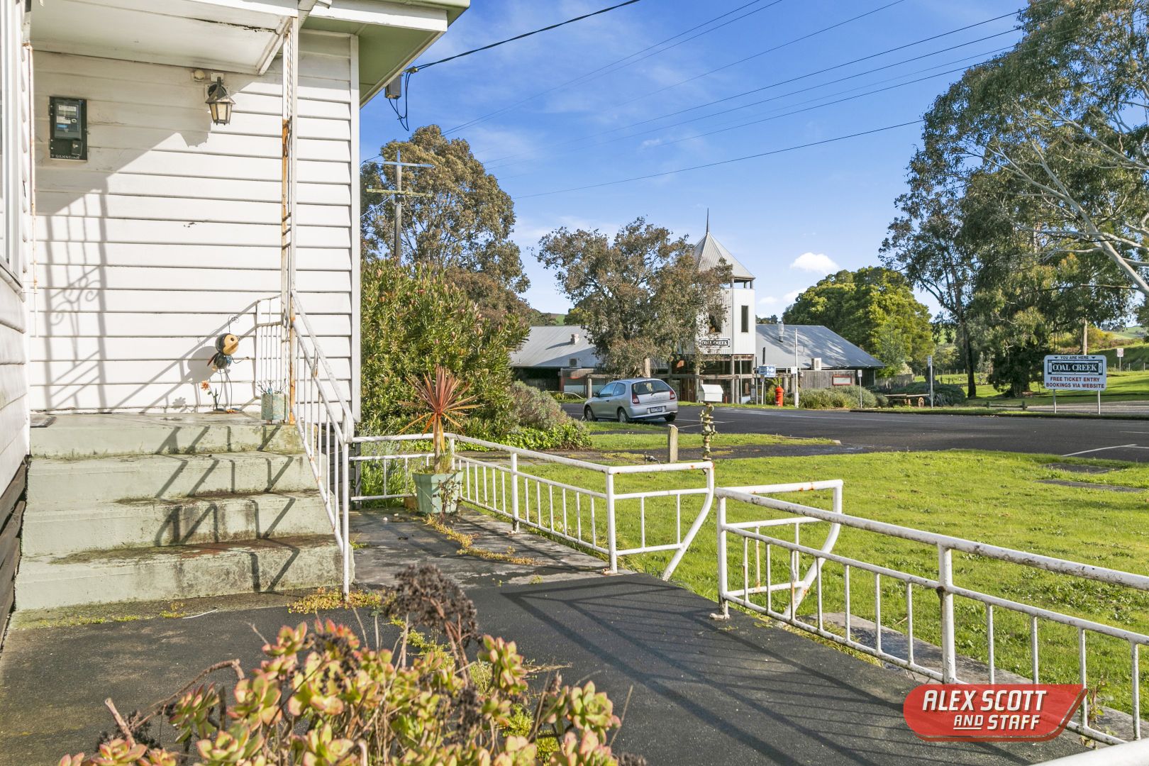 7 Silkstone Road, Korumburra VIC 3950, Image 2