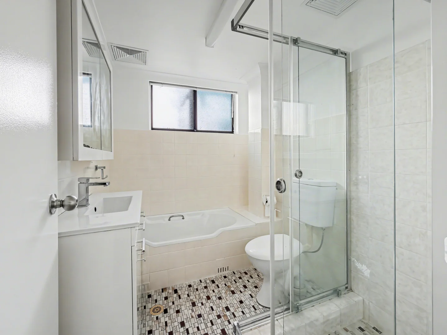 Additional image 6 of 11/60 Campbell Street, Wollongong NSW 2500