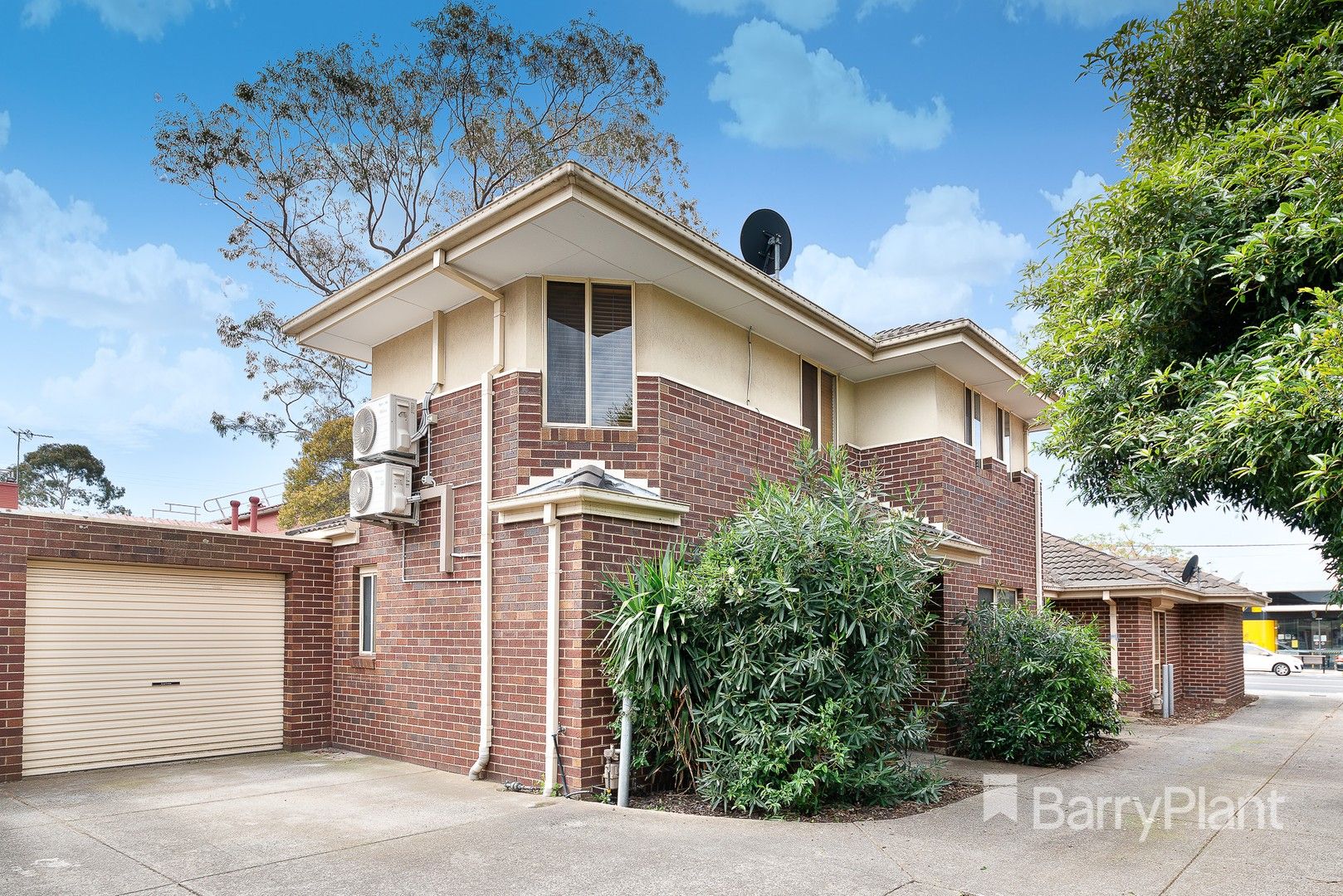 3 bedrooms Townhouse in 2/73 Cumberland Road PASCOE VALE VIC, 3044