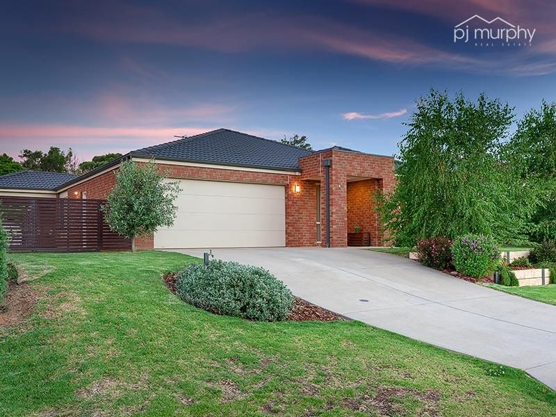 1 Jessica Court, TANGAMBALANGA VIC 3691, Image 0