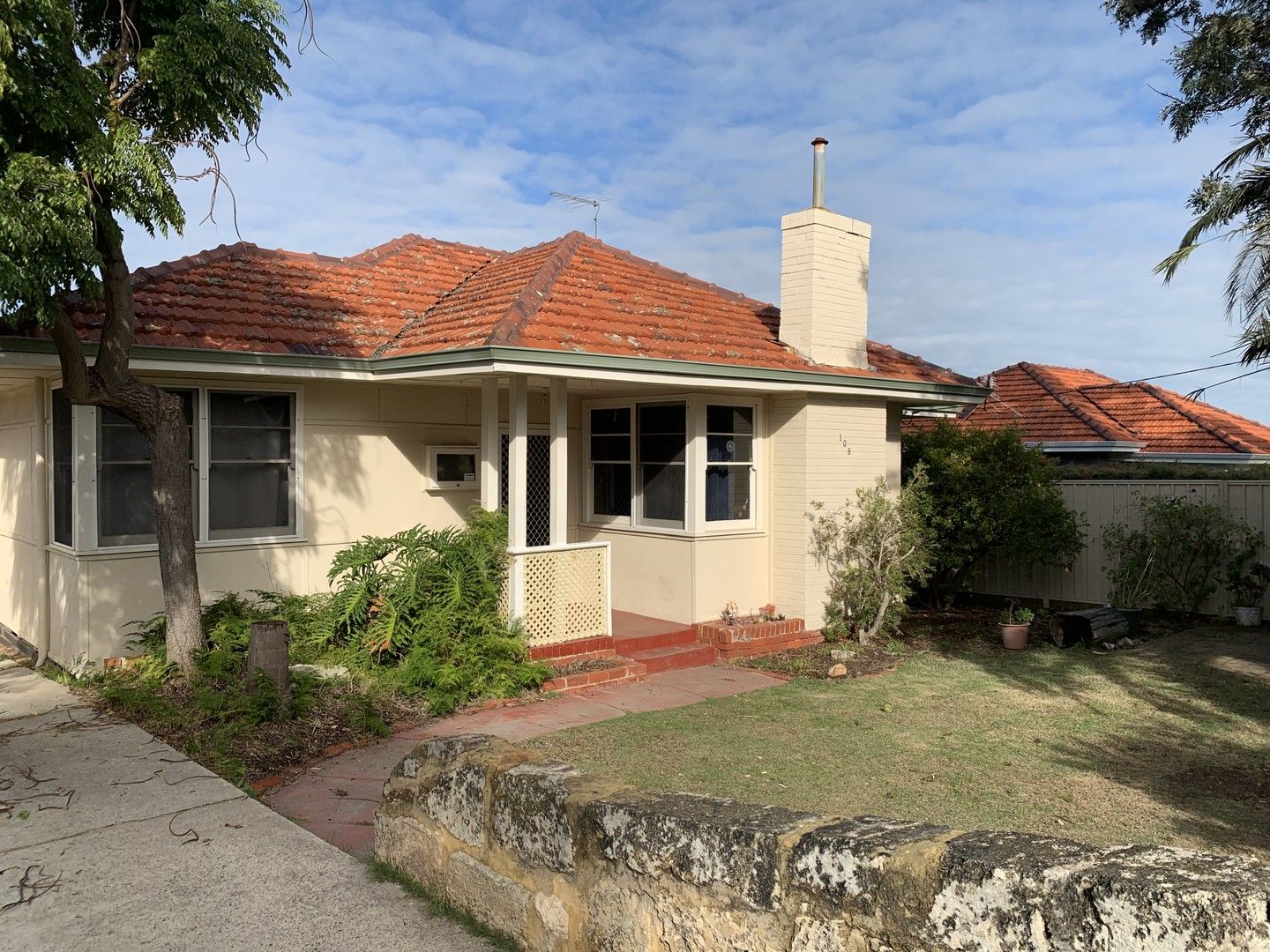 3 bedrooms House in 108 Cleopatra Street PALMYRA WA, 6157