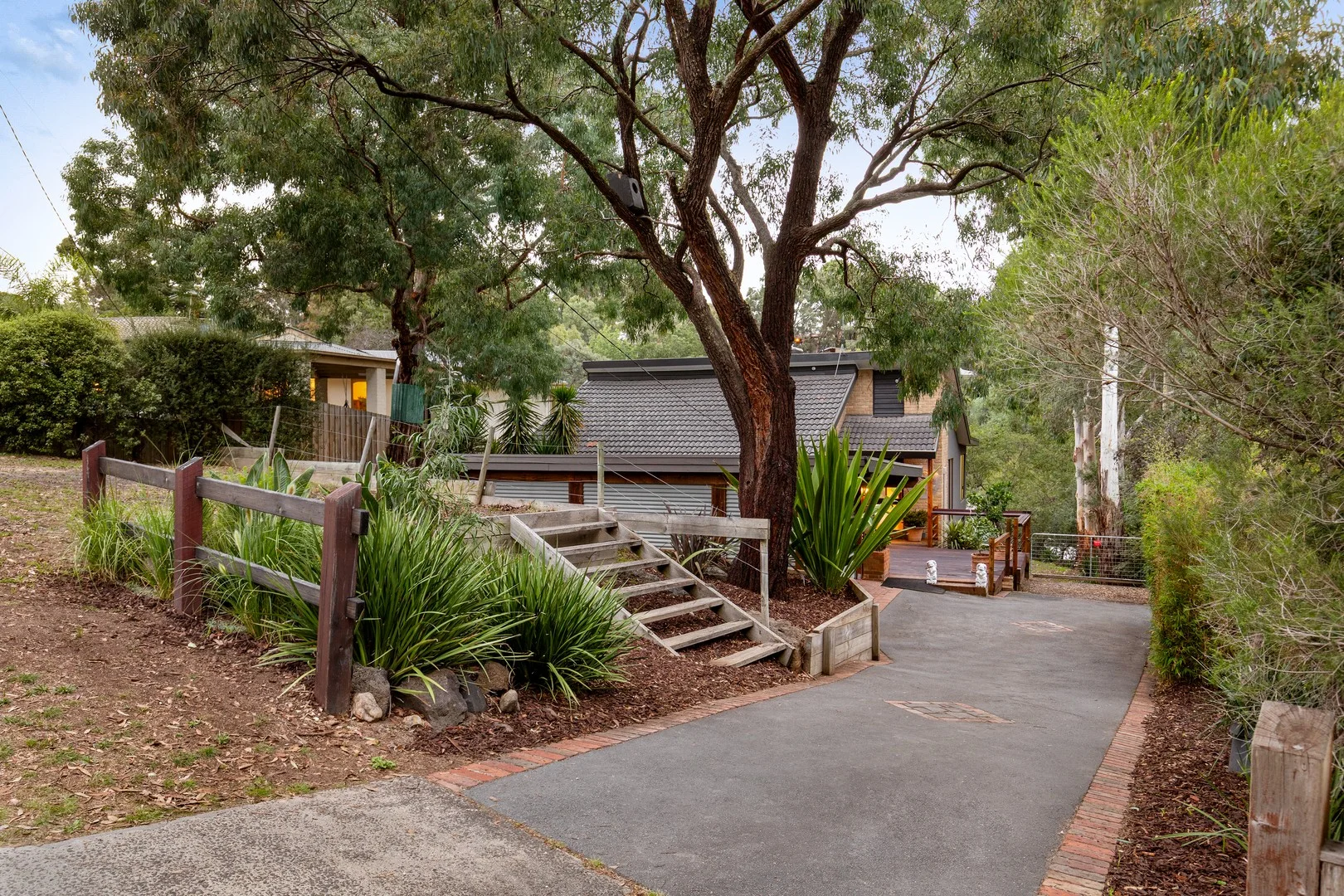 Primary image of 38 Meander Road, Hurstbridge VIC 3099