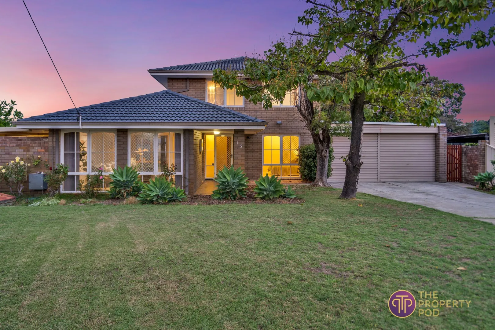 House in Huntingdale - View 2