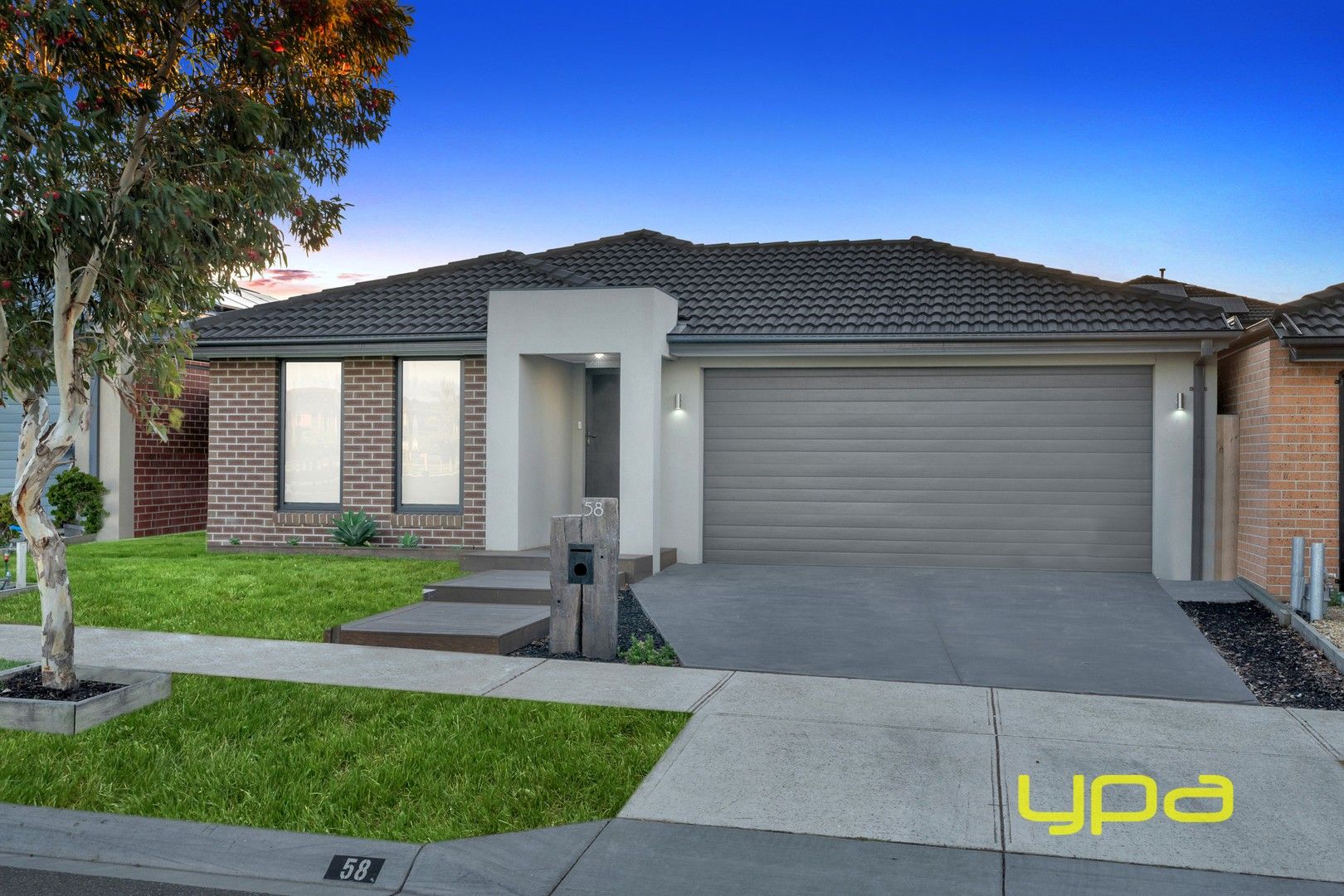 4 bedrooms House in 58 Cochin Drive CLYDE NORTH VIC, 3978