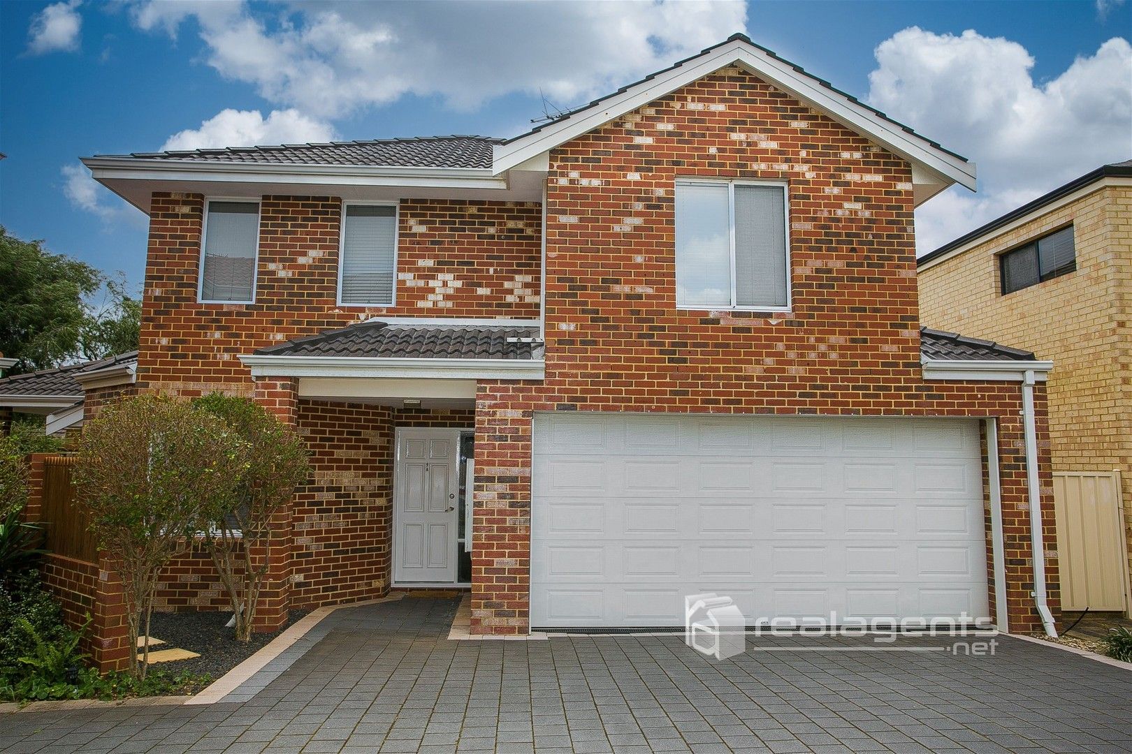 4 bedrooms House in A/9 Blueboy Rise JOONDALUP WA, 6027
