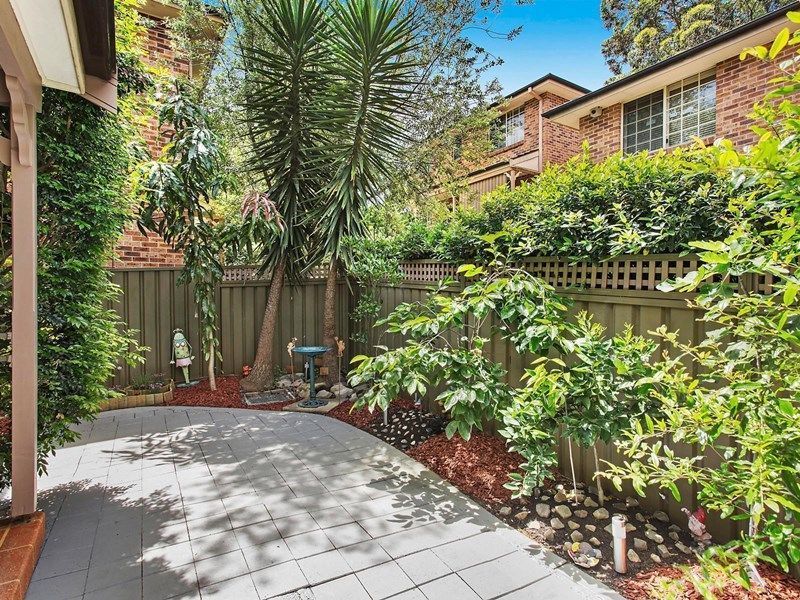 2/5 Henry Kendall Avenue, Padstow Heights NSW 2211, Image 2