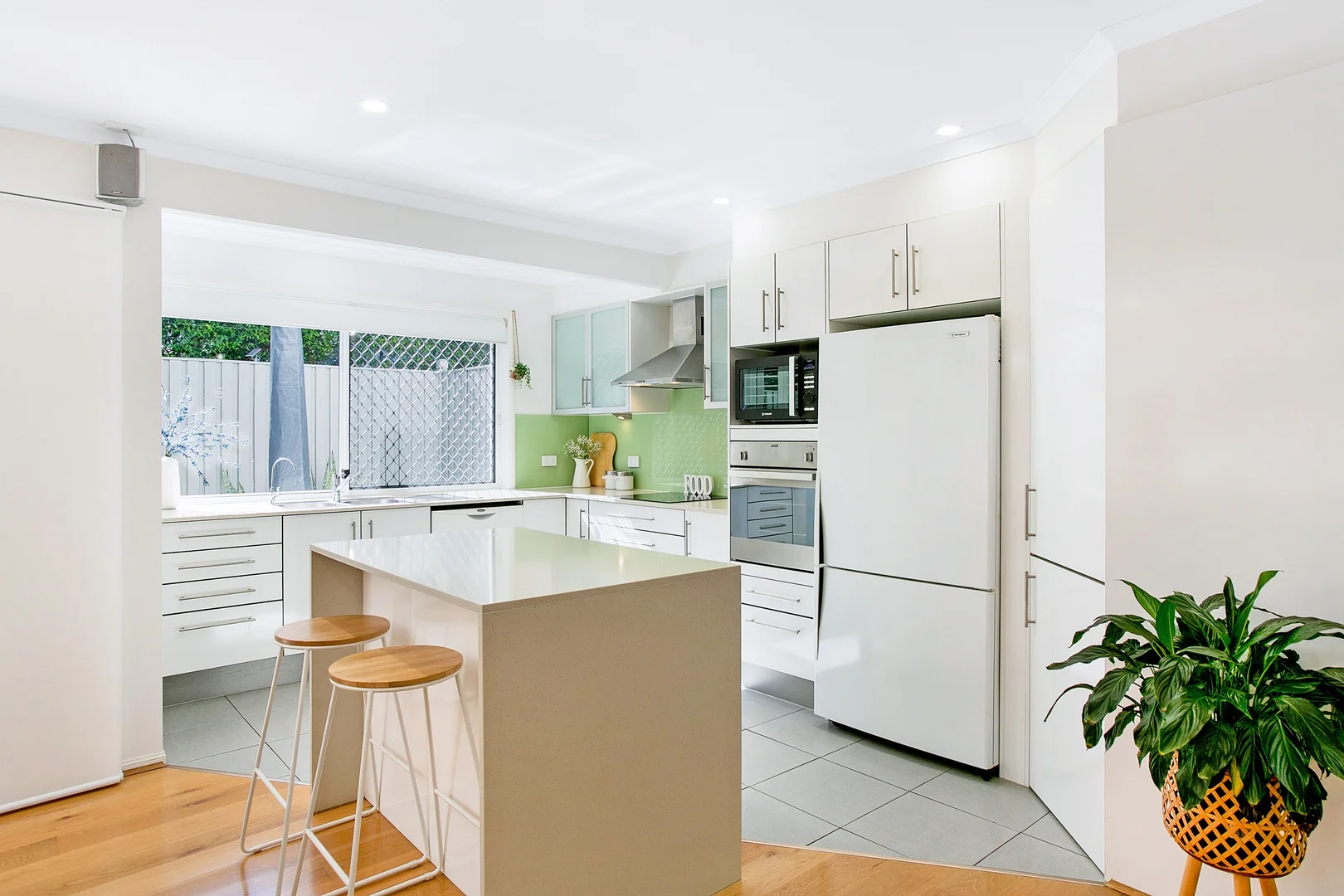 Additional image 8 of 1/3 Labrador Street, Labrador QLD 4215