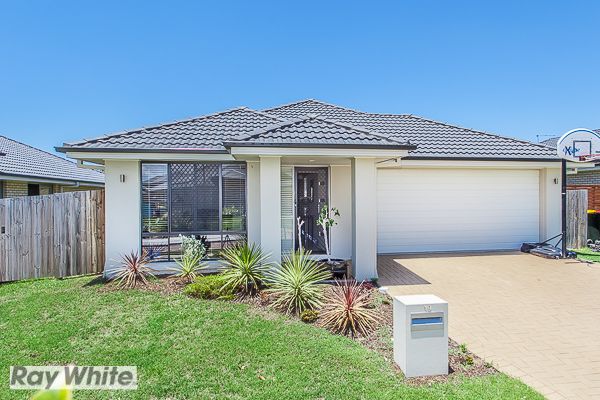 3 bedrooms House in 19 Dandelion Street GRIFFIN QLD, 4503
